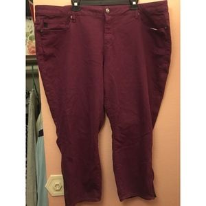 TORRID PLUS SIZE JEANS